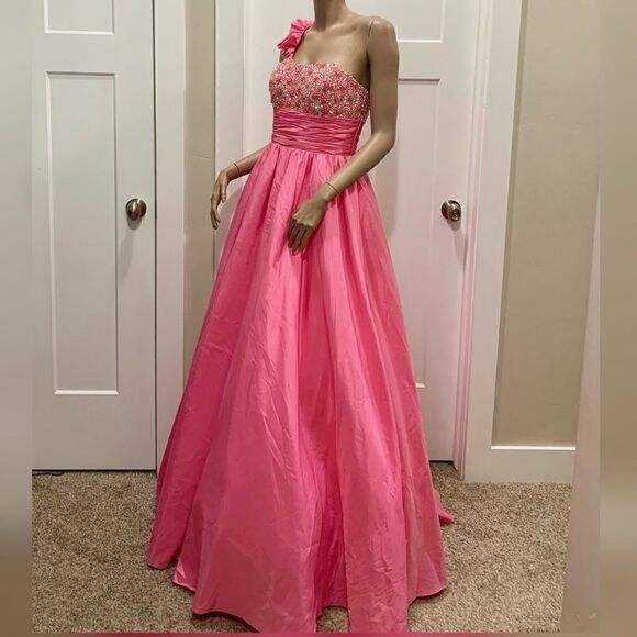 Beautiful Beaded and Sequined, One-shoulder Ruffled Ball Gown - Picture 8 of 11